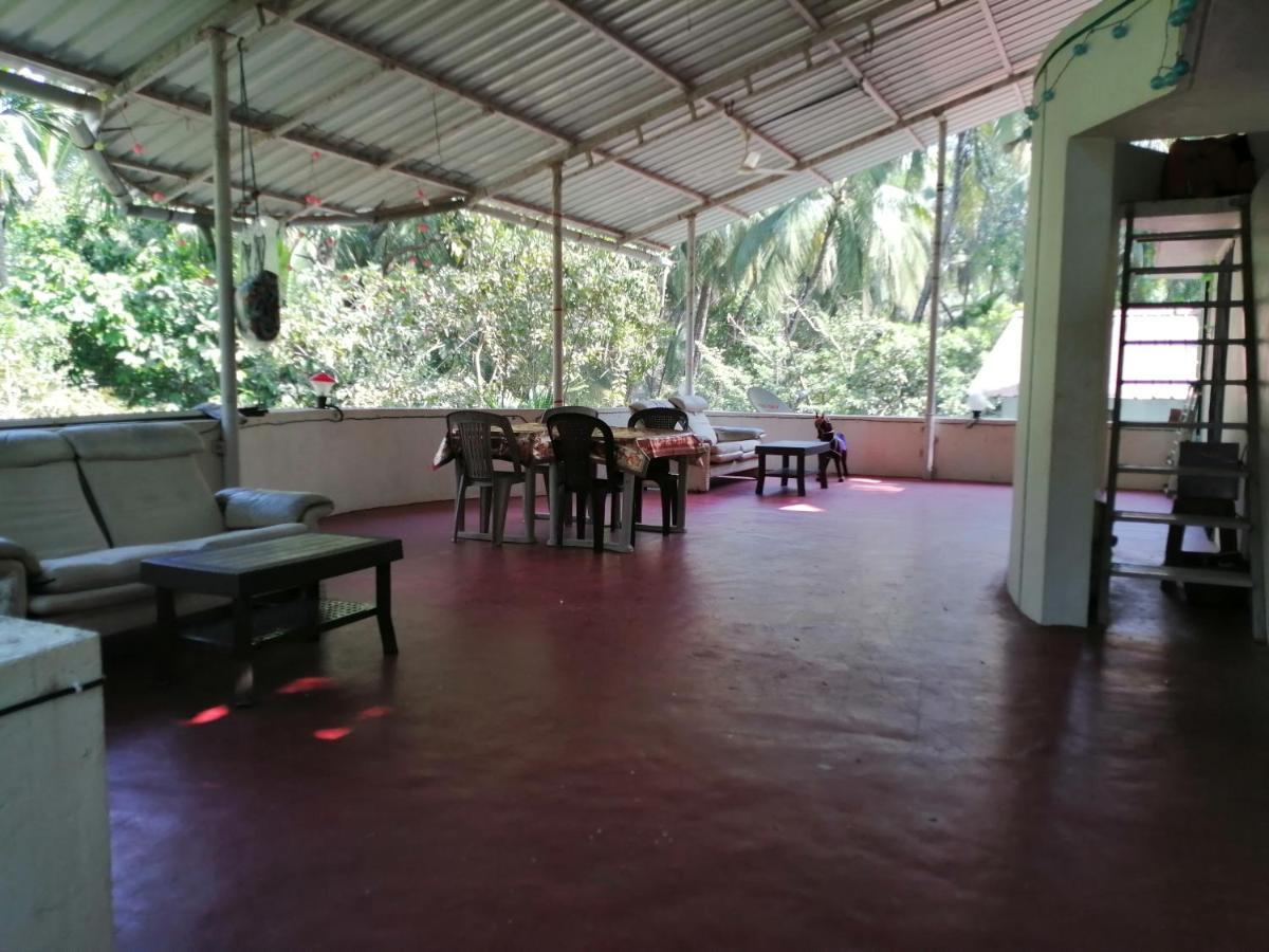 Acharekar's - Adorable Ac And Non Ac With Free Wi-fi Homestay